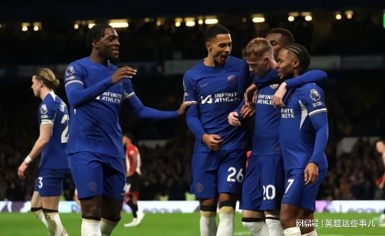 官方：大连英博正式授权上海卡冠文化为官方球星卡供应商